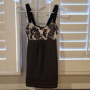 Like new Lululemon Tank Top Black